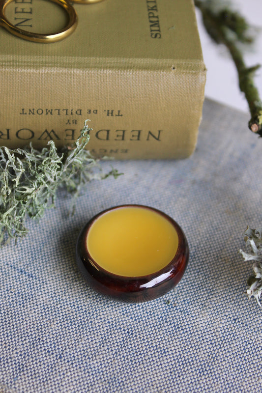 Beeswax Thread Conditioner