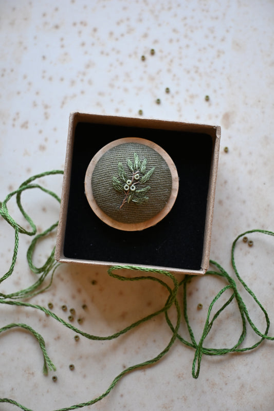 Green Leaf Brooch. - Natural Wood
