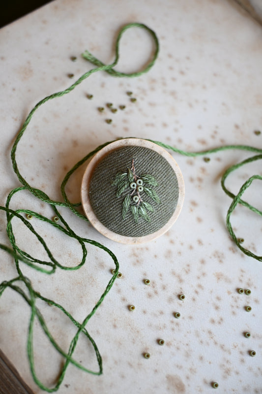 Green Leaf Brooch. - Natural Wood