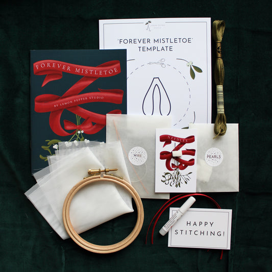 'Forever Mistletoe' Stumpwork Kit